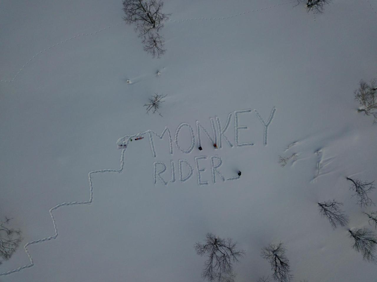 Monkey Rider Hotel Hakuba Exterior photo